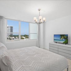 10-Camillo-3505 S Ocean Dr #511-10.jpg