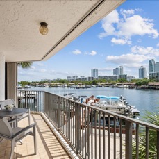 22-Camillo-300 Three Islands Boulevard #601-22.jpg